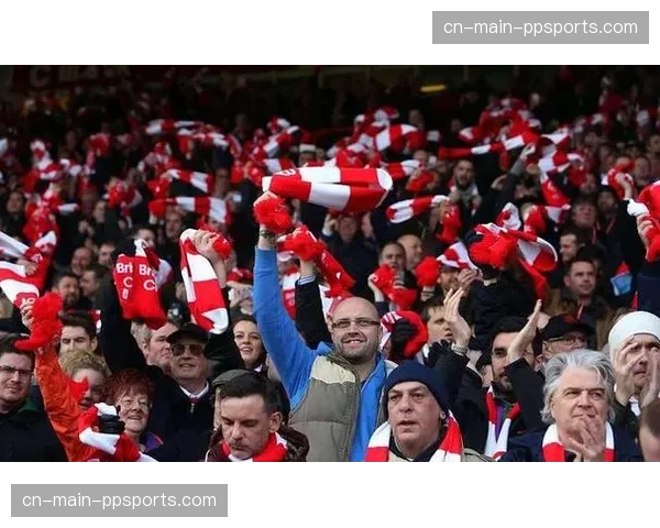 欧联杯出局后，马赛全队进行封闭训练以备战周末联赛